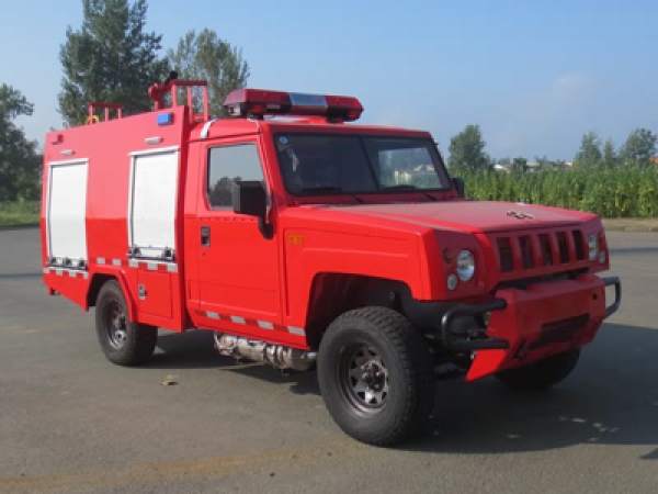 北汽吉普越野1噸水罐消防車（上藍(lán)牌）